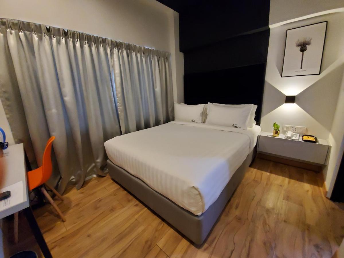 เอเพ็กซ์ บูทิก โฮเต็ล แอท บันดาร์ ซันเวย์ Hotel เปอตาลิงจายา ภายนอก รูปภาพ