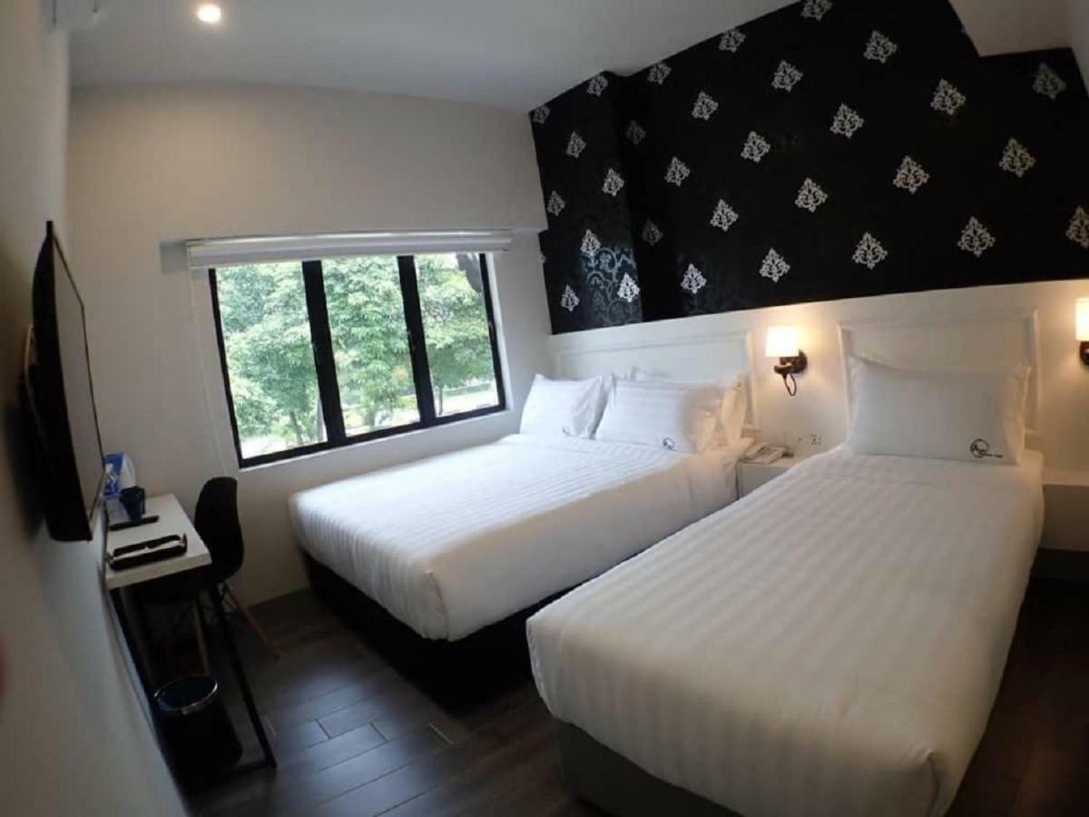เอเพ็กซ์ บูทิก โฮเต็ล แอท บันดาร์ ซันเวย์ Hotel เปอตาลิงจายา ภายนอก รูปภาพ